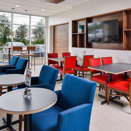 Holiday Inn Express & Suites - Siloam Springs By Ihg Luaran gambar
