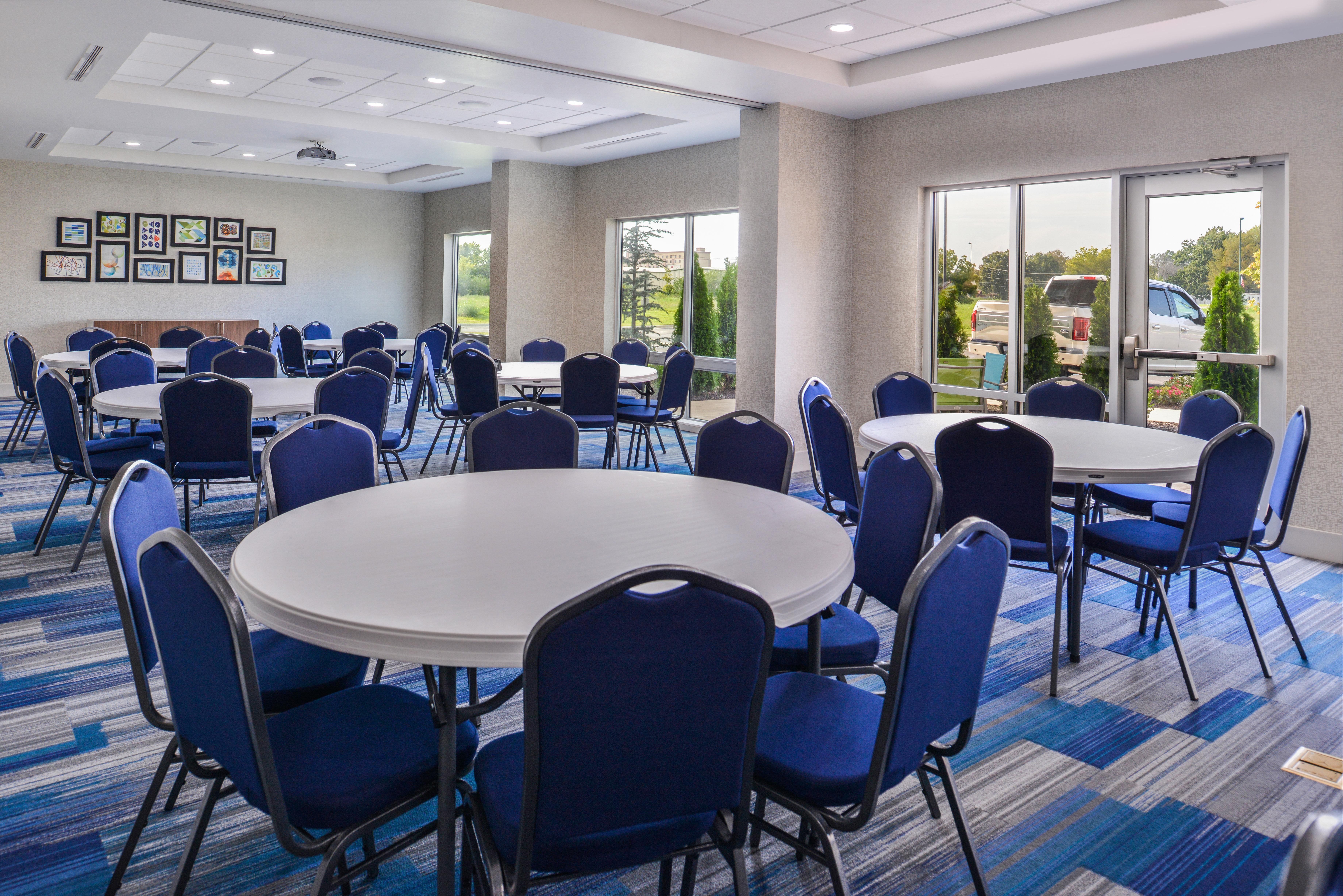 Holiday Inn Express & Suites - Siloam Springs By Ihg Luaran gambar